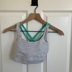 Sz 4 Lululemon Sports bra